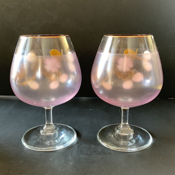 2x VTG BOHEMIAN CRYSTAL BRANDY SNIFFERS with Enamel Flowers & Gold Trim - Picture 3 of 5